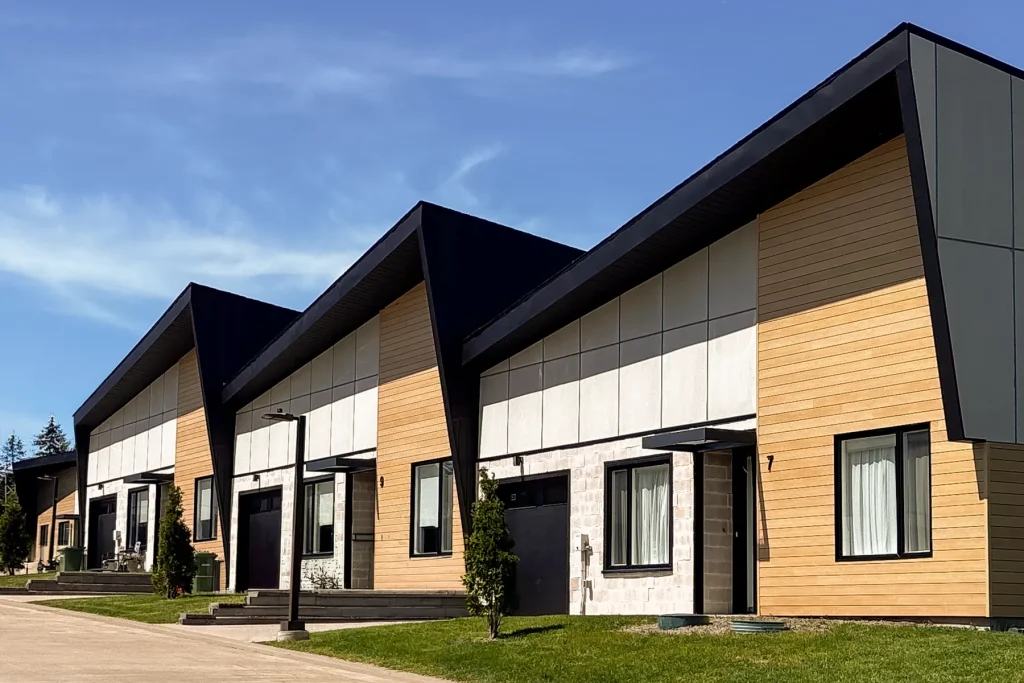 Row of modern townhouses in Hammonds Plains Nova Scotia. A real estate development by United Gulf Developments